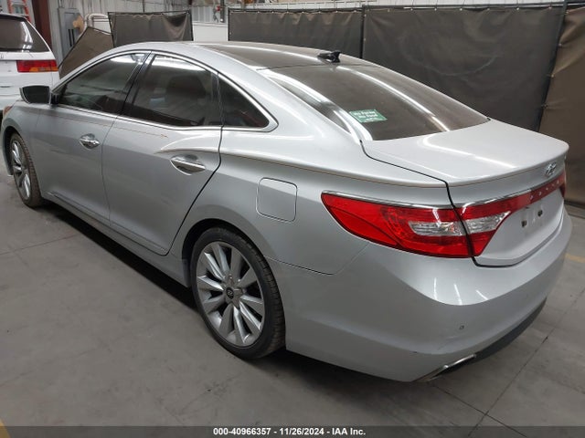 Hyundai Azera Limited 2016 KMHFH4JG4GA518683 Image 3