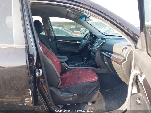 KIA SORENTO LX 2014 5XYKT3A62EG539189 Image 5