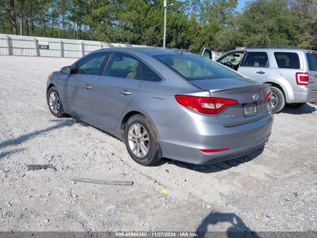 Hyundai SONATA SE 2015 5NPE24AF5FH163071 Image 3