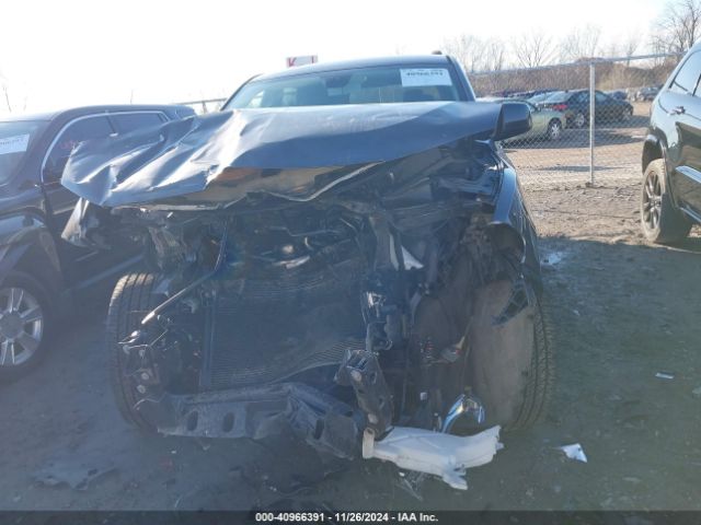 1C4RDJAG4JC372325 Dodge Durango Sxt Awd