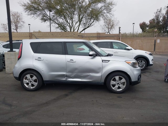 KIA Soul 2018 KNDJN2A28J7610366 Image 13