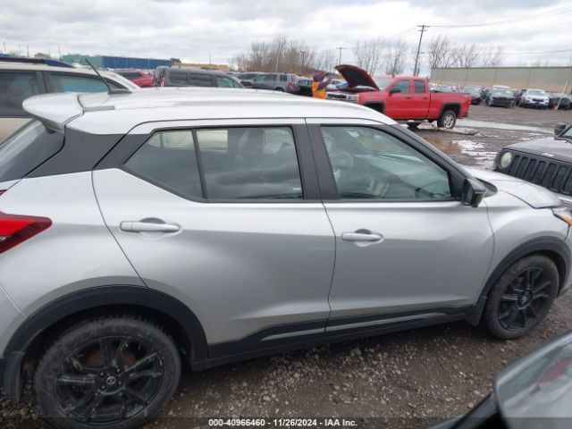 3N1CP5CU4KL528038 Nissan KICKS SR