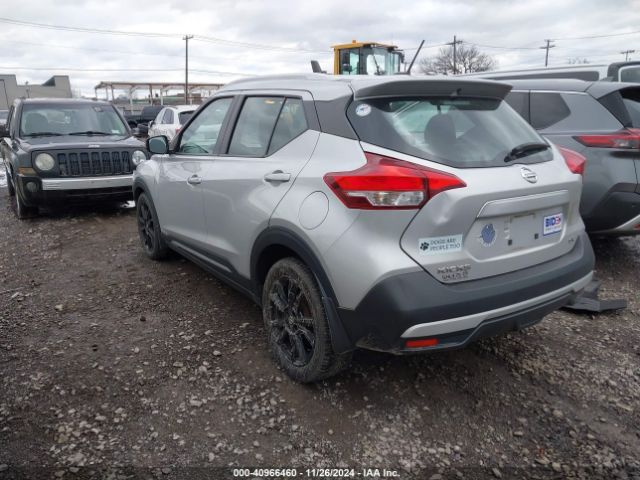 3N1CP5CU4KL528038 Nissan KICKS SR