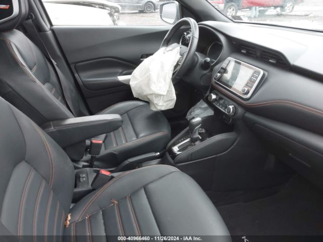 3N1CP5CU4KL528038 Nissan KICKS SR