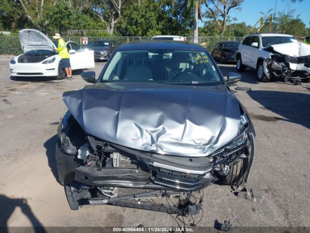 1VWBA7A39JC001152 Volkswagen Passat 2.0t Se