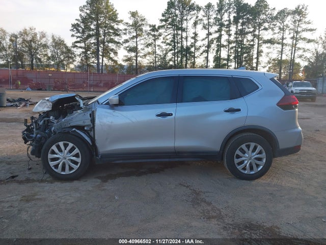 Nissan ROGUE S 2018 KNMAT2MT6JP546189 Image 15