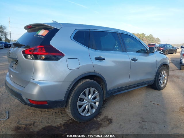 Nissan ROGUE S 2018 KNMAT2MT6JP546189 Image 4