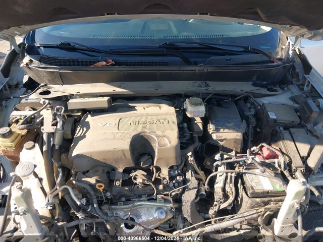 5N1DR2MM3JC642062 Nissan Pathfinder