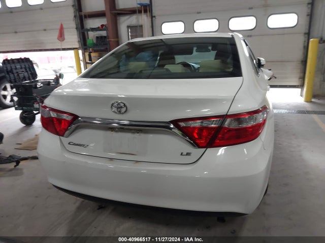 Toyota CAMRY LE 2015 4T4BF1FK1FR469445 Image 16