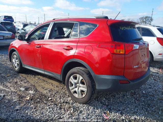 Toyota RAV4 LE 2014 JTMBFREV8EJ006503 Image 3