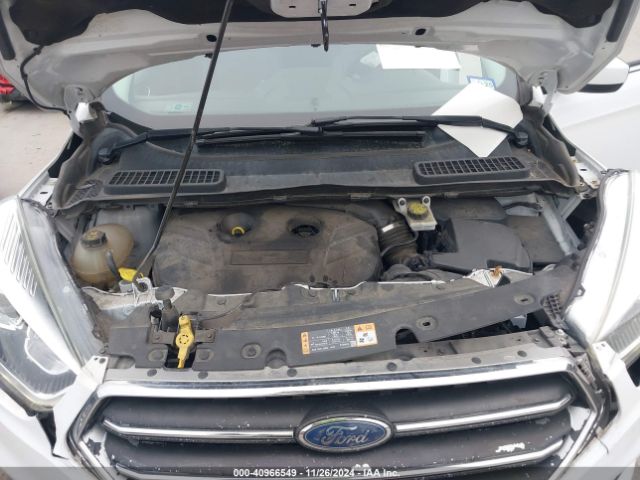 1FMCU0G97HUF05832 Ford ESCAPE SE