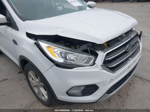 1FMCU0G97HUF05832 Ford ESCAPE SE