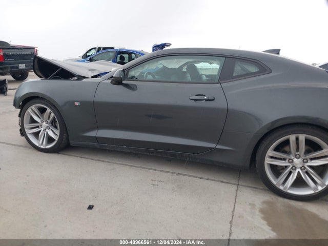 Chevrolet Camaro 1lt 2017 1G1FB1RX4H0134038 Image 14