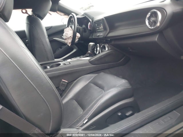 Chevrolet Camaro 1lt 2017 1G1FB1RX4H0134038 Image 5
