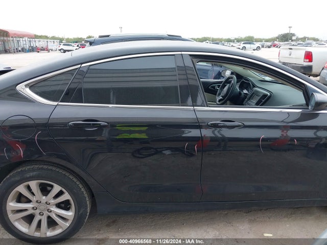 Chrysler 200 Limited 2015 1C3CCCABXFN713185 Image 13