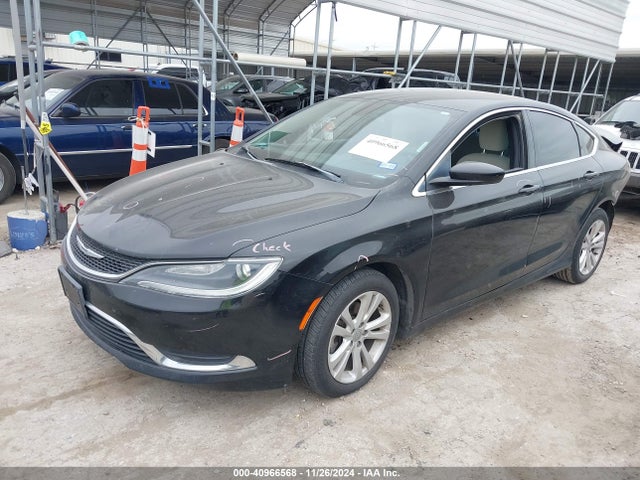 Chrysler 200 Limited 2015 1C3CCCABXFN713185 Image 2