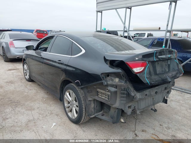 Chrysler 200 Limited 2015 1C3CCCABXFN713185 Image 3