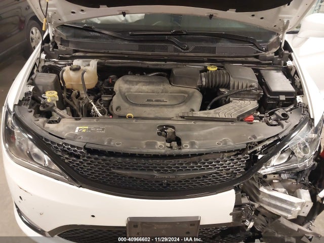 2C4RC1EG0LR239620 Chrysler Pacifica Touring L Plus