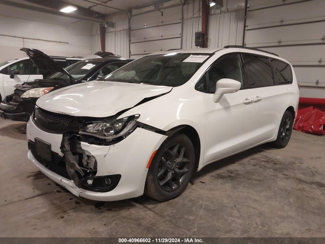 2C4RC1EG0LR239620 Chrysler Pacifica Touring L Plus