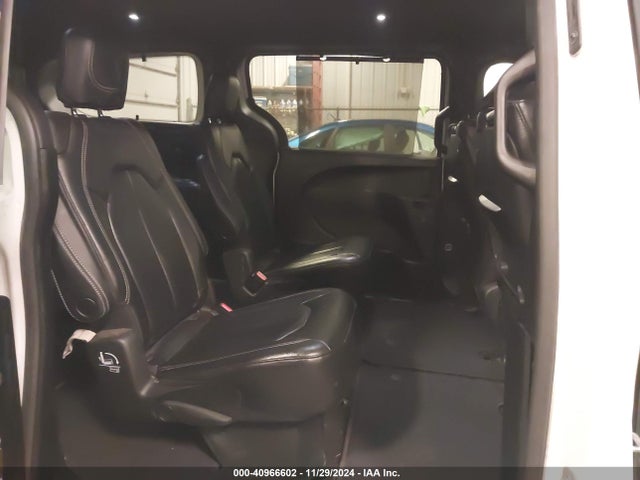 2C4RC1EG0LR239620 Chrysler Pacifica Touring L Plus