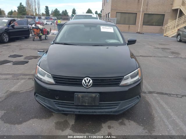 3VW2K7AJ1EM330685 Volkswagen Jetta 2.0l S