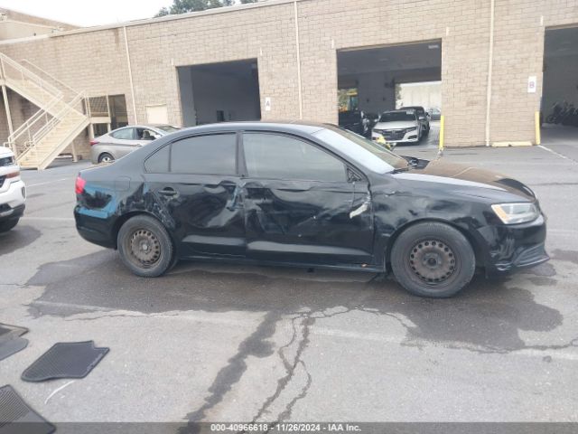 3VW2K7AJ1EM330685 Volkswagen Jetta 2.0l S