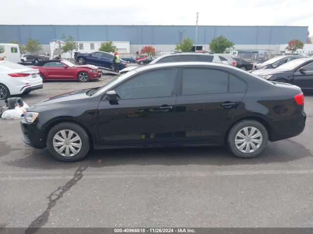 3VW2K7AJ1EM330685 Volkswagen Jetta 2.0l S