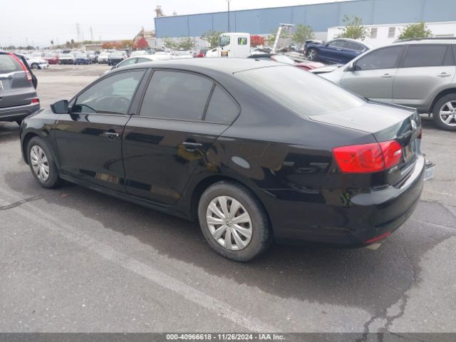 3VW2K7AJ1EM330685 Volkswagen Jetta 2.0l S