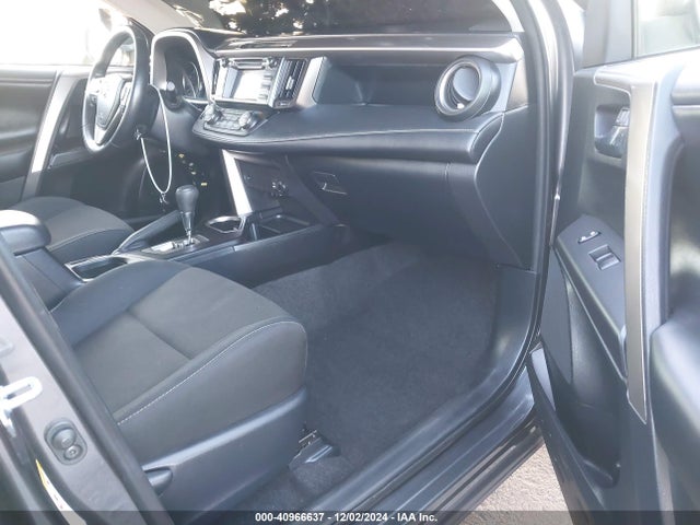 JTMWFREV7JJ206249 Toyota Rav4 Adventure/xle