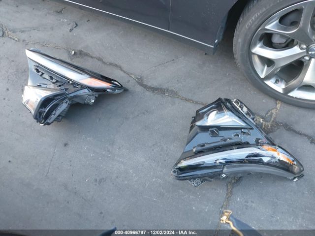 1G1FY6S04P4190495 Chevrolet Bolt Euv Fwd Lt