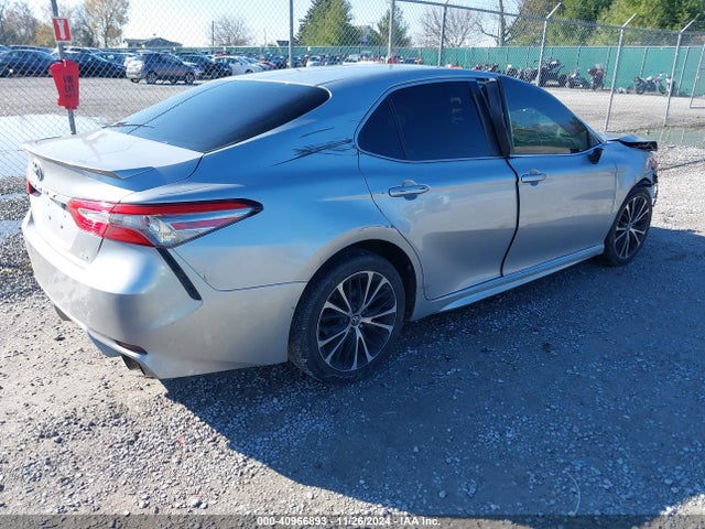 4T1B11HKXJU583359 Toyota CAMRY SE