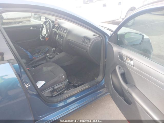 3VW2K7AJ6FM250946 Volkswagen Jetta 2.0l S