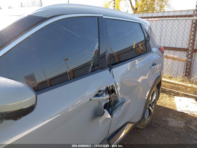 JN8AT3DCXMW106173 Nissan Rogue Platinum Fwd