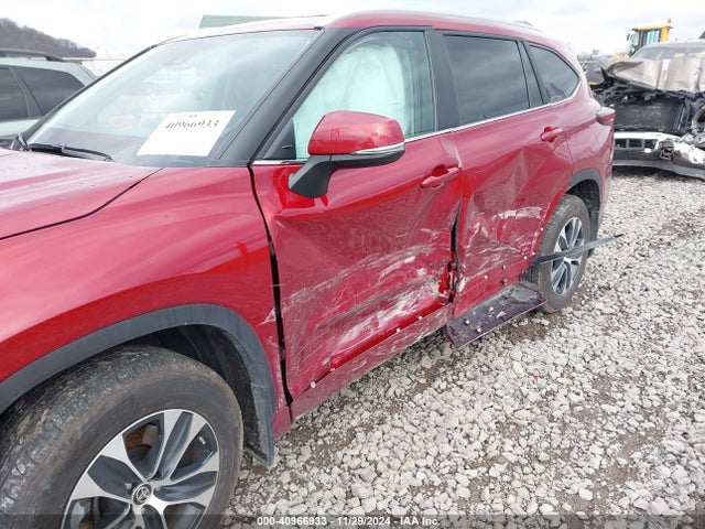 Toyota Highlander Xle 2024 5TDKDRBH4RS559209 Image 6