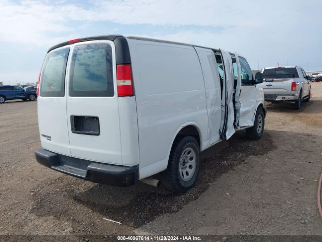 1GCSGAFX4E1101638 Chevrolet Express 1500 Work Van