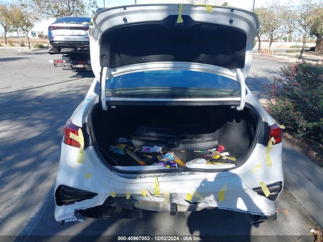 3KPF24AD1KE066435 KIA Forte Lxs