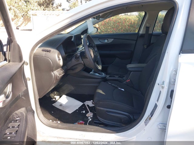 3KPF24AD1KE066435 KIA Forte Lxs