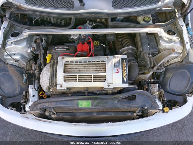 2003 MINI COOPER S WMWRE33463TD69876 Photo 9