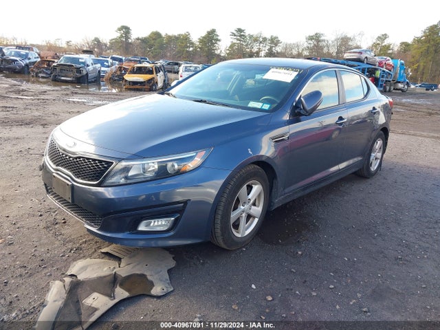 KIA Optima Lx 2015 KNAGM4A77F5554280 Image 2