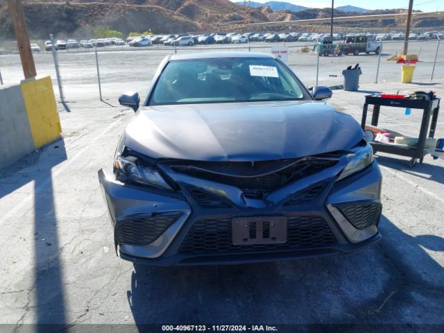 4T1G31AK5NU041084 Toyota Camry Se Hybrid