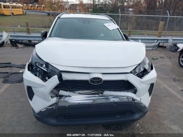 Toyota RAV4 LE 2021 2T3H1RFVXMW115486 Image 12