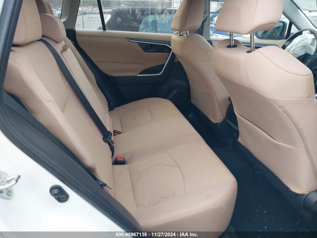 Toyota RAV4 LE 2021 2T3H1RFVXMW115486 Image 8