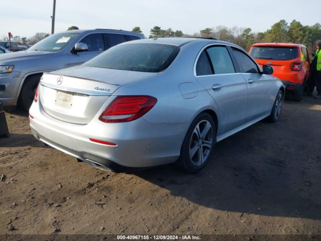 WDDZF4KB7HA211493 Mercedes-Benz E 300 4matic