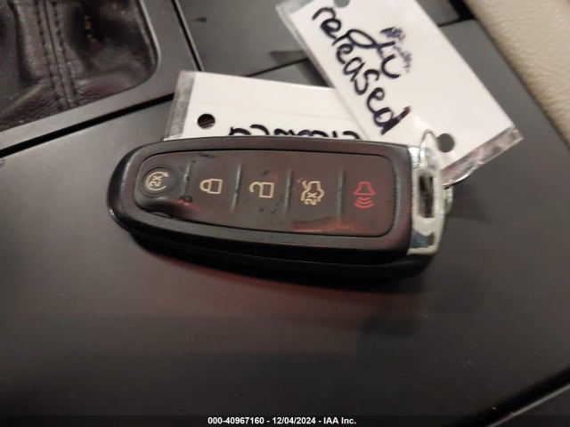 Ford Taurus Limited 2015 1FAHP2F86FG116333 Image 11