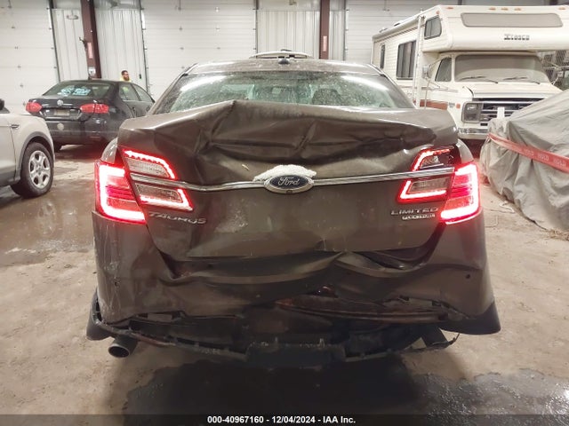 Ford Taurus Limited 2015 1FAHP2F86FG116333 Image 16