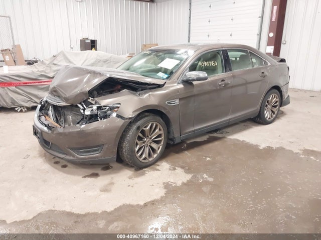Ford Taurus Limited 2015 1FAHP2F86FG116333 Image 2