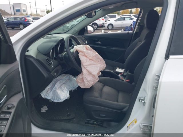 1G1PC5SBXF7268466 Chevrolet Cruze 1lt Auto