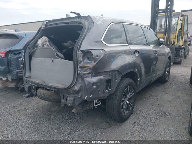 Toyota Highlander Xle V6 2016 5TDKKRFH0GS124765 Image 4
