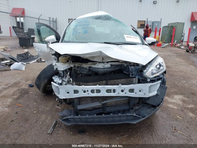 1FADP3K21HL224102 Ford FOCUS SE