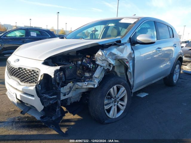 KNDPM3AC0J7317668 KIA Sportage Lx